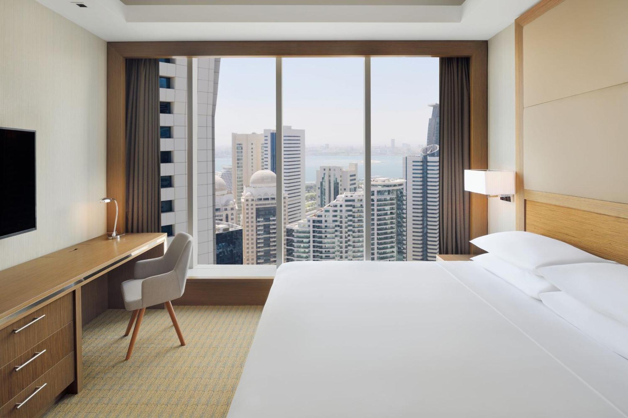 Hotel Delta By Marriott Center 5*
