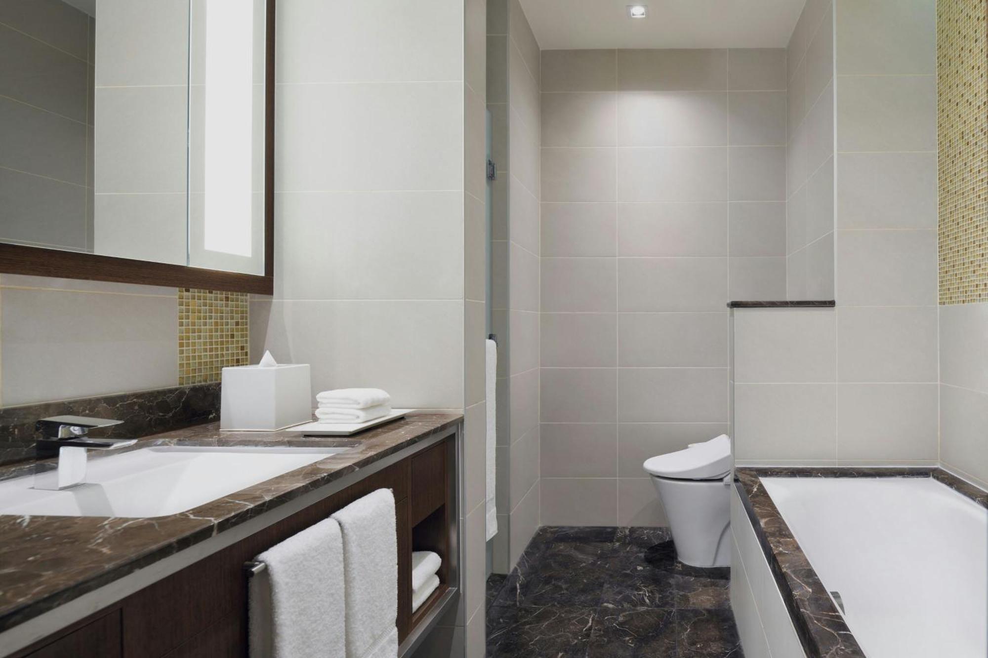 Delta By Marriott Center Hotel 5*