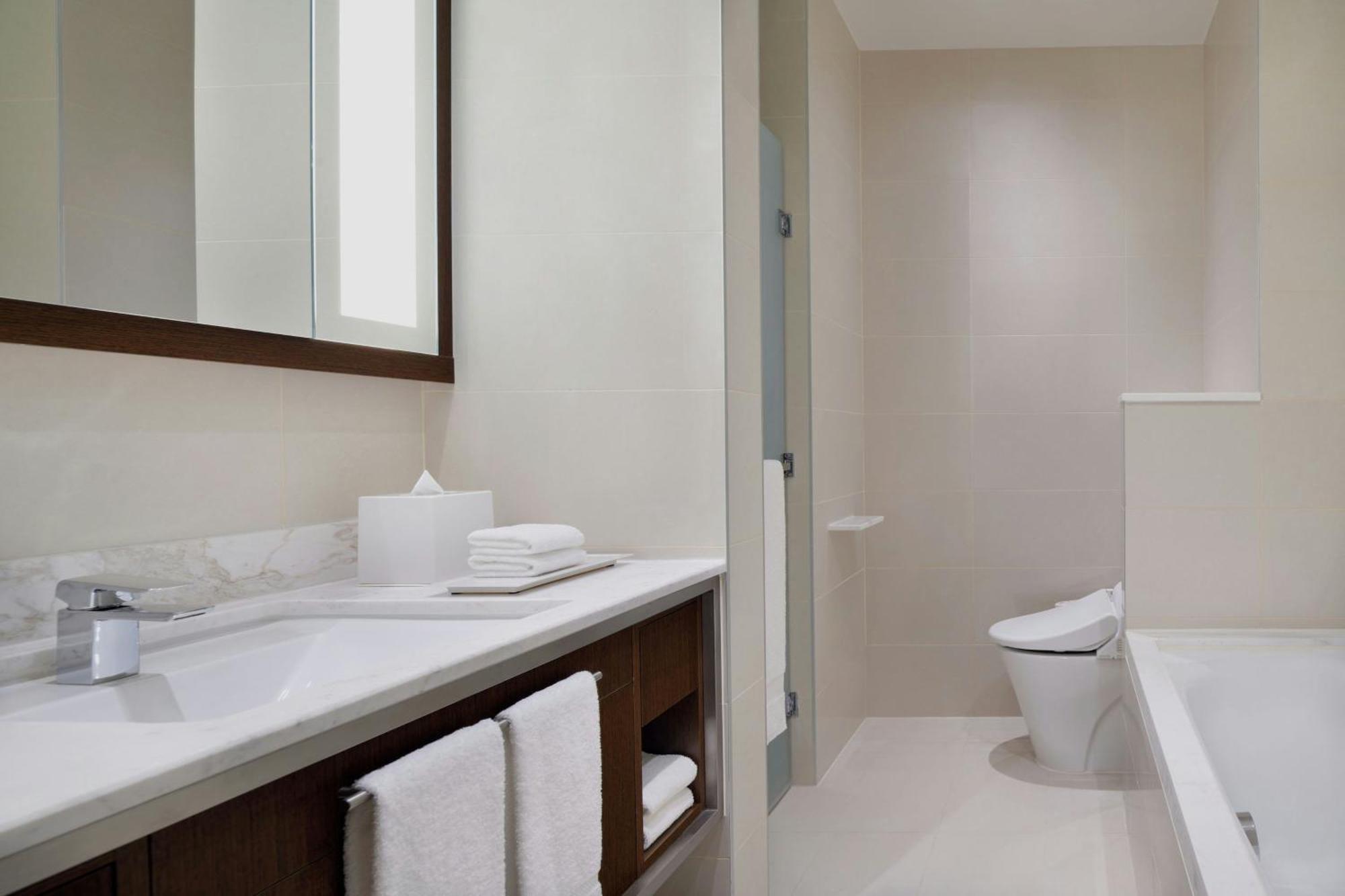 Delta By Marriott Center Hotel 5*